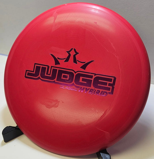 Classic Hybrid Judge